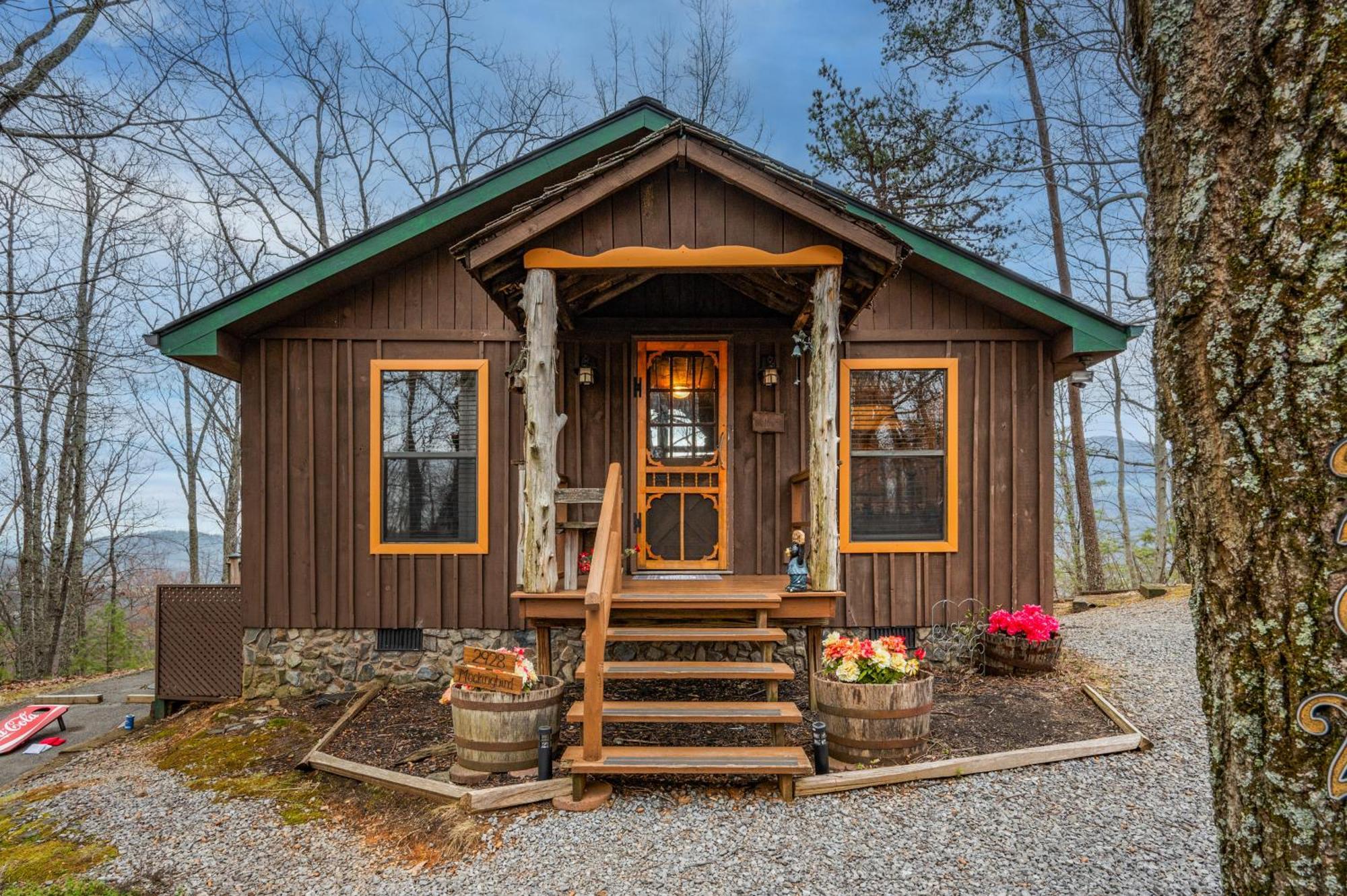 Authentic, Rustic, Cute & Cozy! *