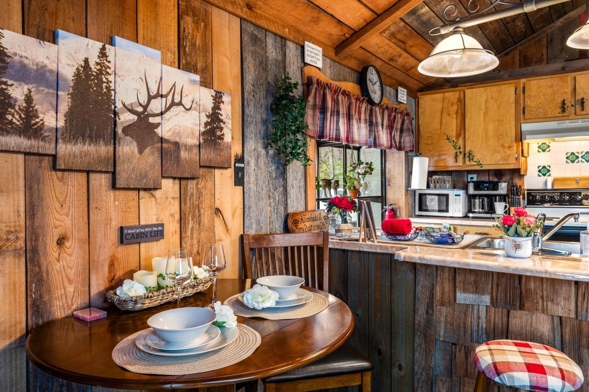 Villa Authentic, Rustic, Cute & Cozy! *